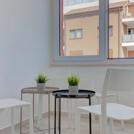 Leda With Private Parking Appartement *