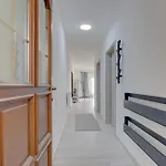 Apartmán Leda With Private Parking